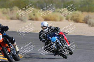 media/Oct-08-2022-SoCal Trackdays (Sat) [[1fc3beec89]]/Turn 10 (945am)/